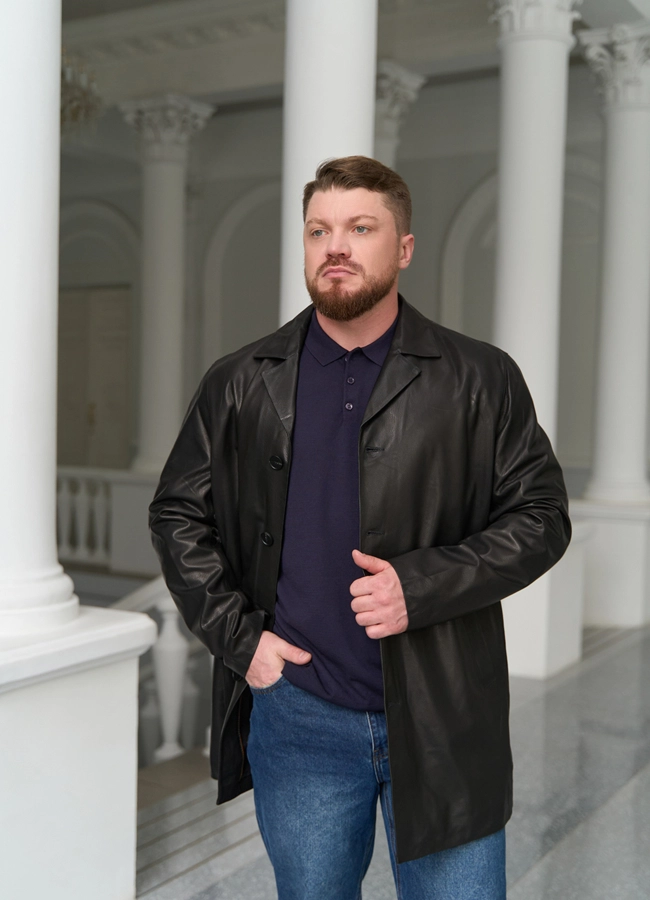 Мужской пиджак из натуральной кожи модель № 30060 меха малина