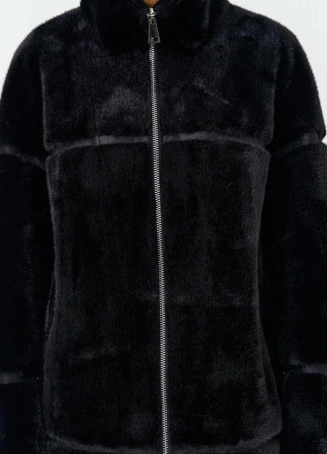 Женское пальто из эко меха модель № 33896 в кредит фото