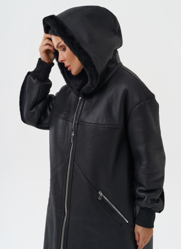 Натуральная дубленка с капюшоном