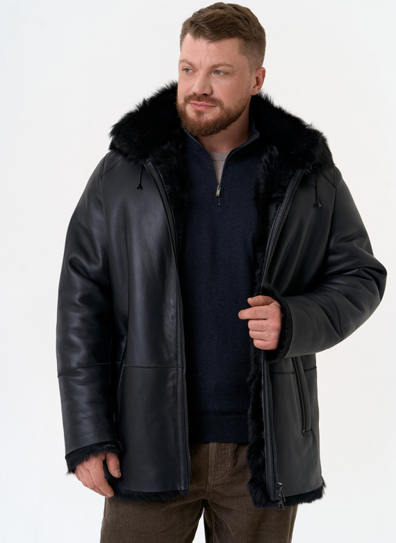 Мужская дубленка черного цвета с капюшоном
