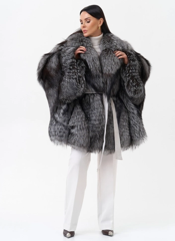 Шуба из чернобурой лисы фото