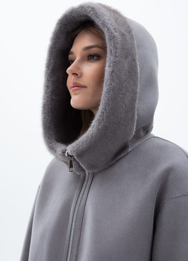 Женская двухсторонняя дубленка из эко кожи с капюшоном модель № 32029 универмаг малина